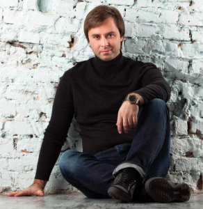 Maxim Slobodyanyuk starts Varaig to create revolutionary products and sell them to tech giants